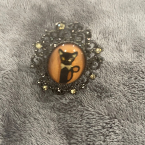 Betsy Johnston Jewelry - Women vintage cat ring brand new